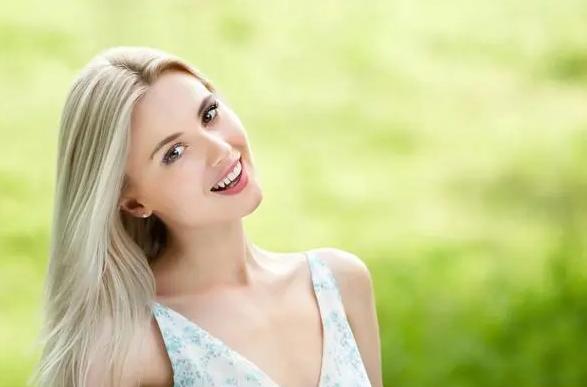 女性有异味是怎么导致的,女性为什么有异味还痒