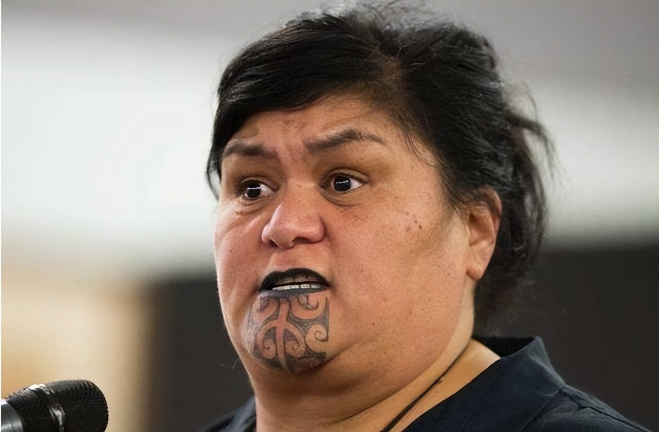 新西兰外长马胡塔,新西兰外长纹马胡塔