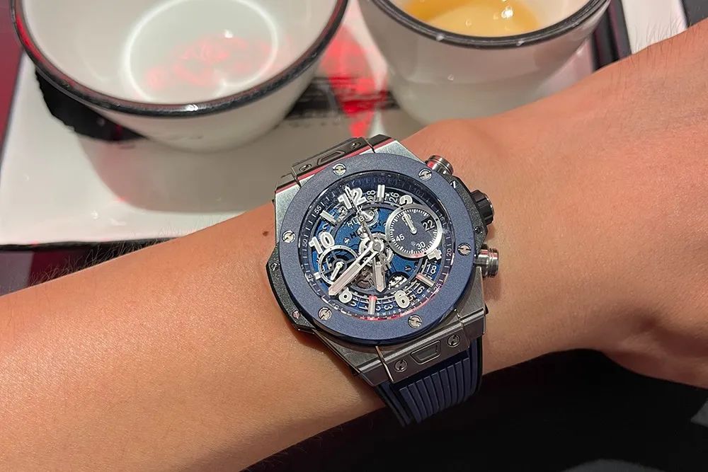 冒险买下这块表后,我找回了10年前玩表的新鲜感