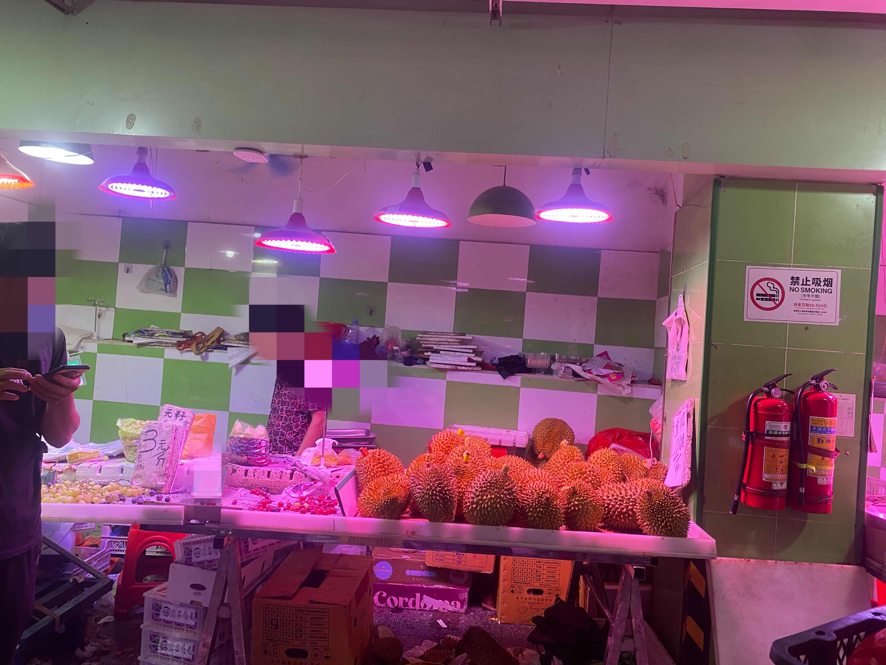 榴莲有一半死包，老板不肯退，我这样做错了吗！