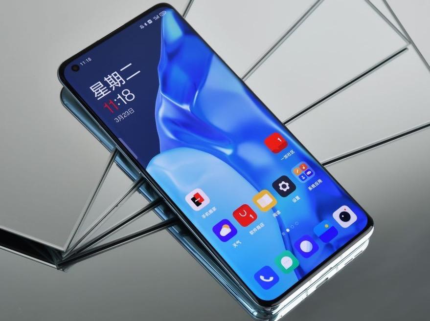 看完曲面屏的这3宗罪我才发现,它的衰退并不值得同情!