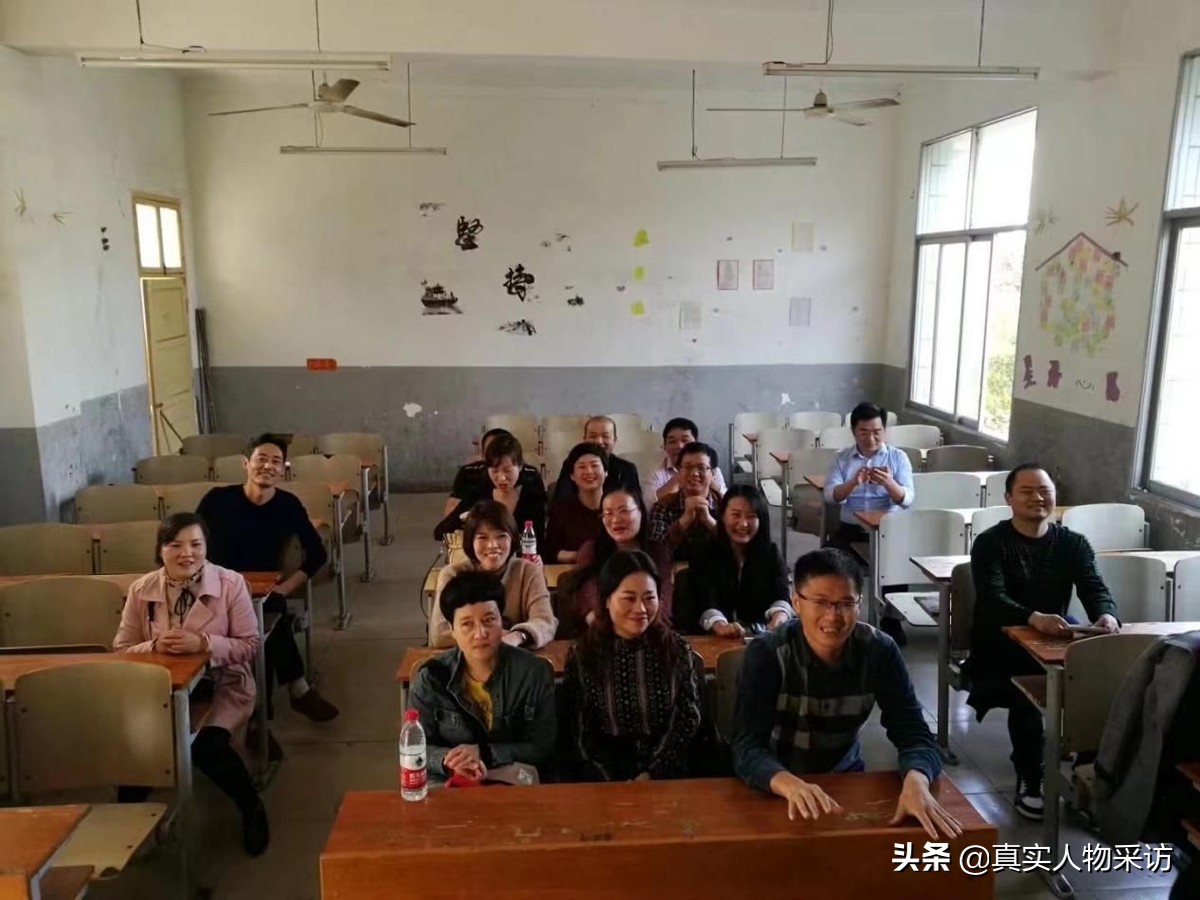 80鍚庡皬浼欒浆琛屽綋鍐滄皯,灞辨潙杩斾埂鍒涗笟