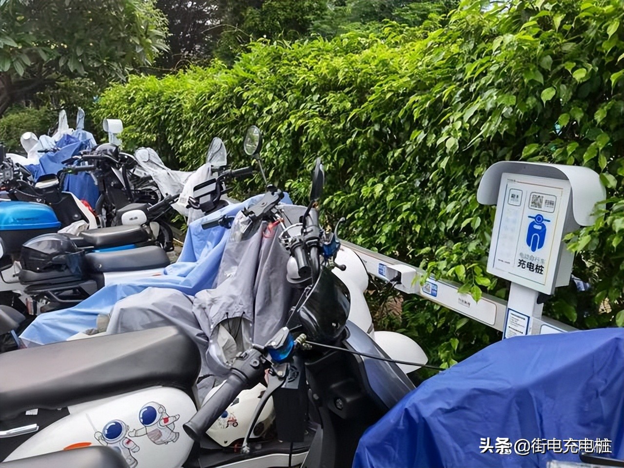 电动车智能充电桩加盟,小区电车充电桩加盟要投资多少钱