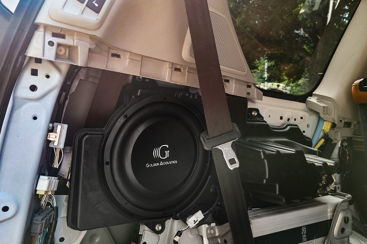 雷克萨斯音响改装nx300,佛山雷克萨斯gx400内饰改装