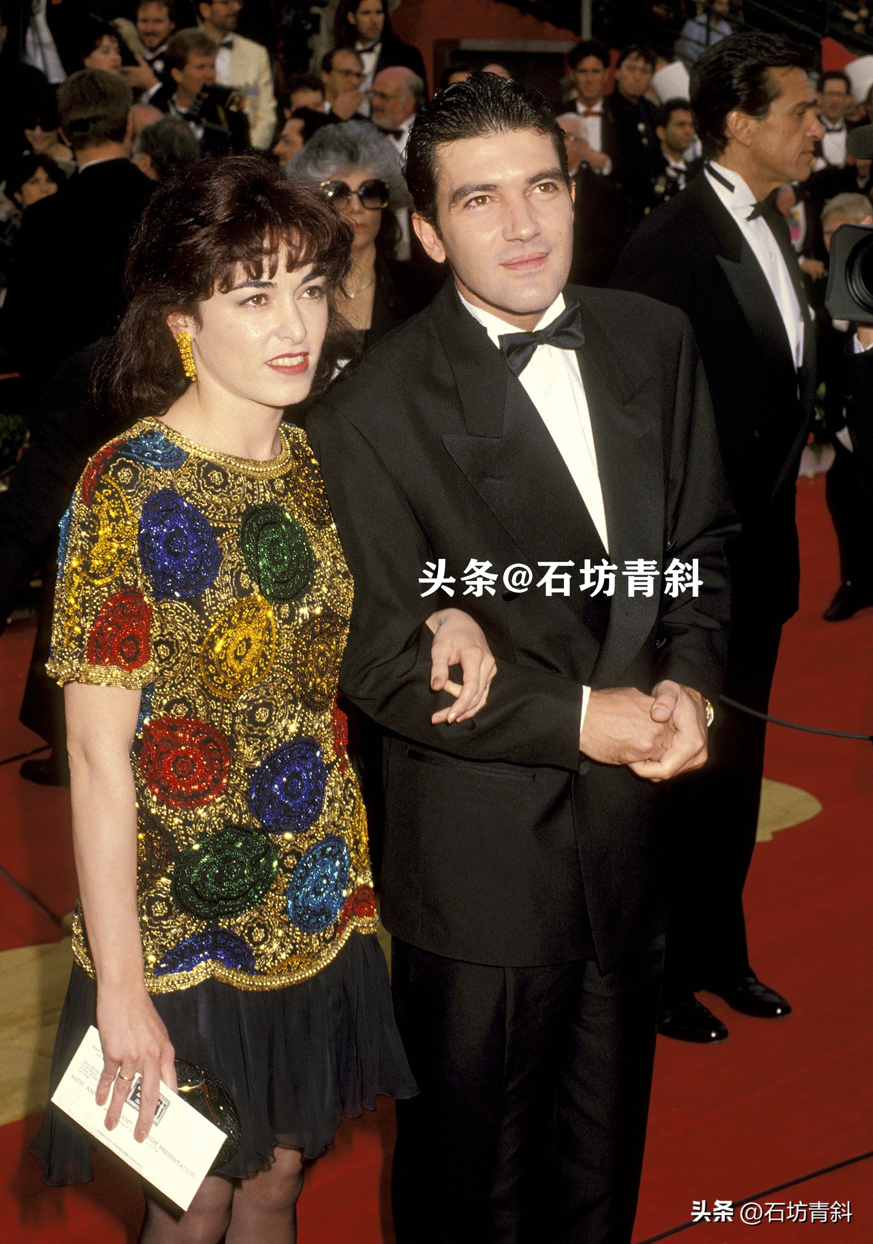 佐罗劫富济贫,佐罗结过几次婚