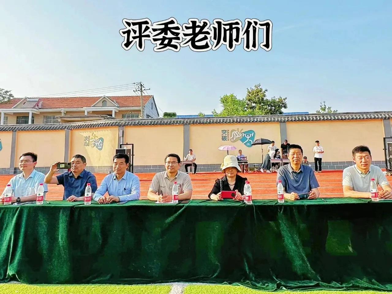 鏇瑰幙姘戝枩涓鏂囪壓姹囨紨,鏇瑰幙姘戝枩涓鍏冩棪鏅氫細琛楄垶