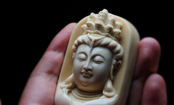 猛犸象牙开裂是不是证明是真的,猛犸开笑是正常现象么