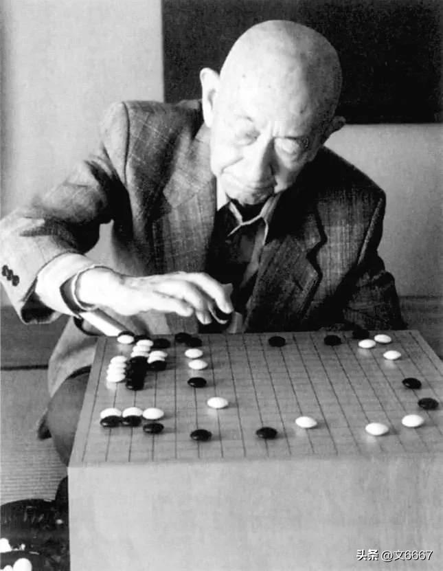 围棋黑白分天地,围棋与黑白世界