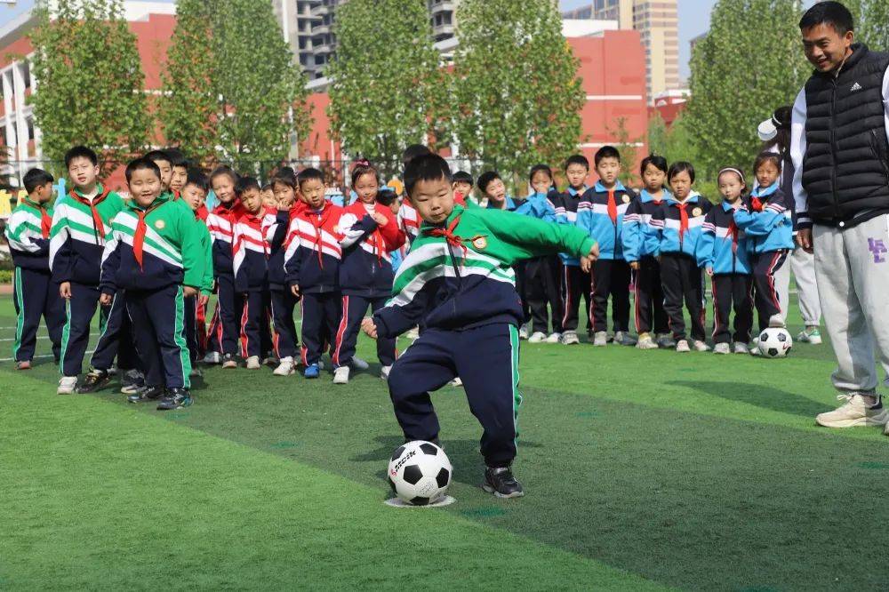 绿城足球文化节,阳光文化节篮球赛视频