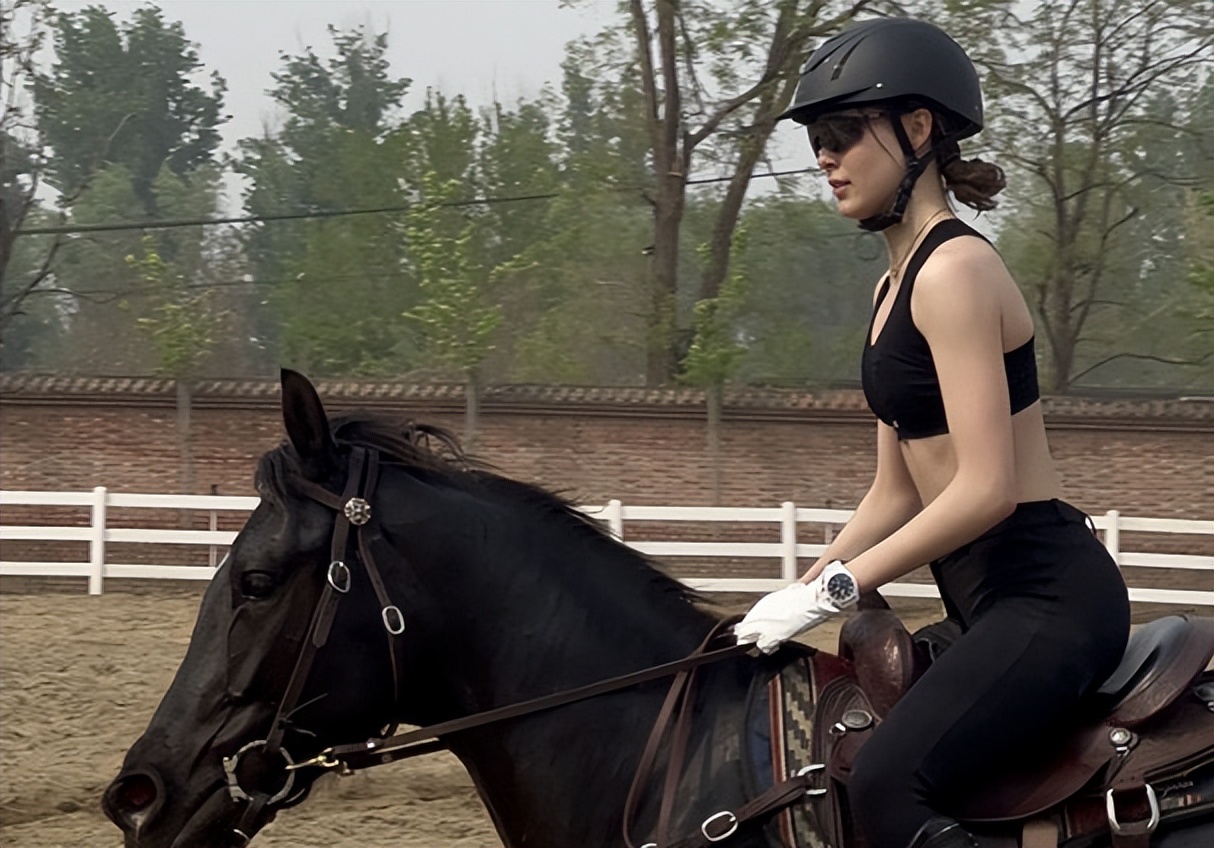 谷爱凌被网友评价身材,谷爱凌露腹肌