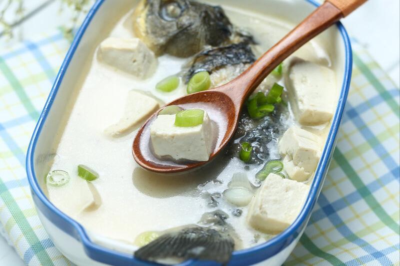 炖鱼汤怎么炖不腥好喝,鱼汤怎么熬才好喝汤不腥