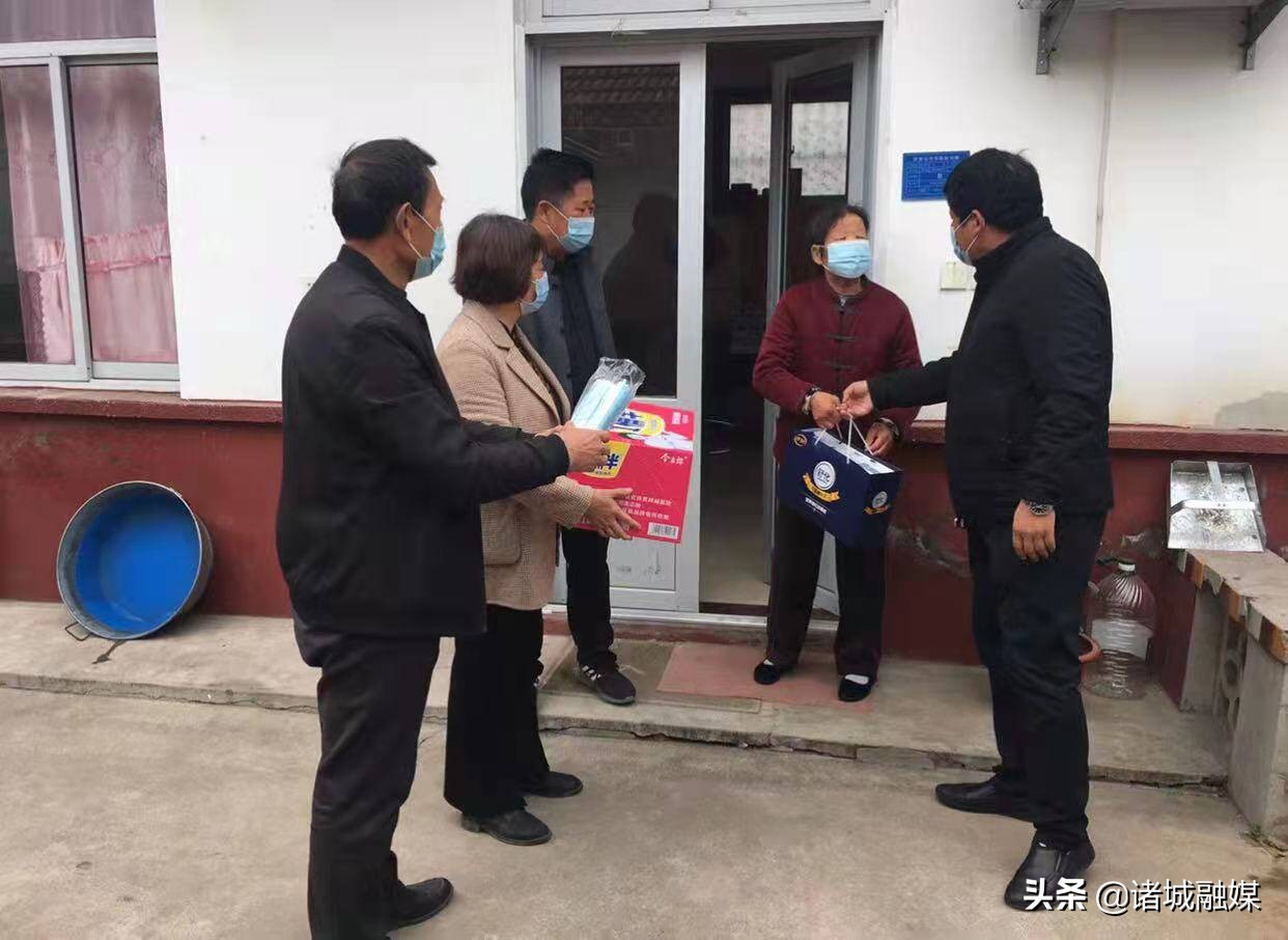 疫情防控送爱心,疫情期间群众送温暖2020