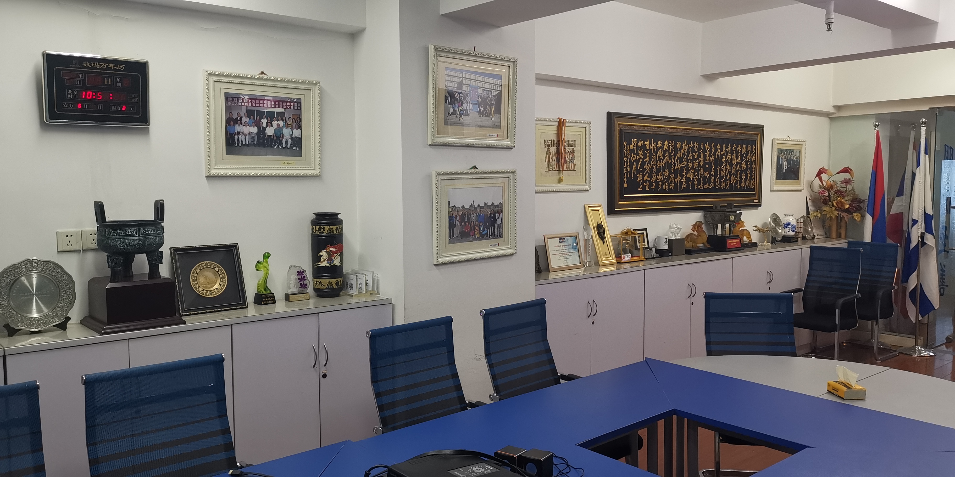 美国刚刚公布的gdp数据分析,中国gdp前十省vs美国gdp前十州