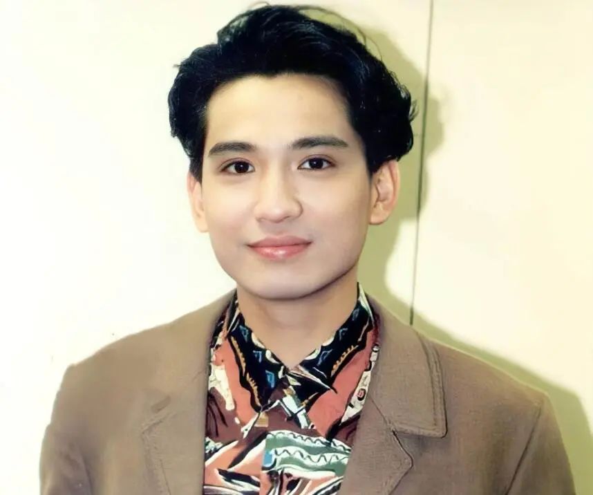 阔别家驹三十载,纪念家驹的歌再见家驹