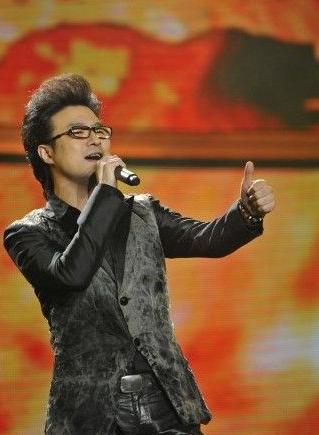 葛荟婕直播回应与汪峰关系,葛荟婕几岁跟汪峰在一起