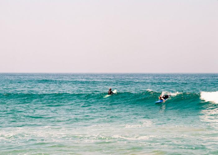 中年人，欣赏你的孤勇，但建议你躺平