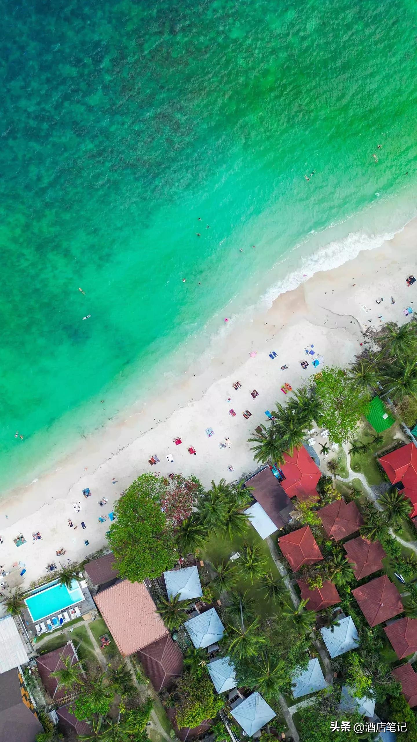 洗浴客房服务员岗位职责,酒店客房服务员职位描述