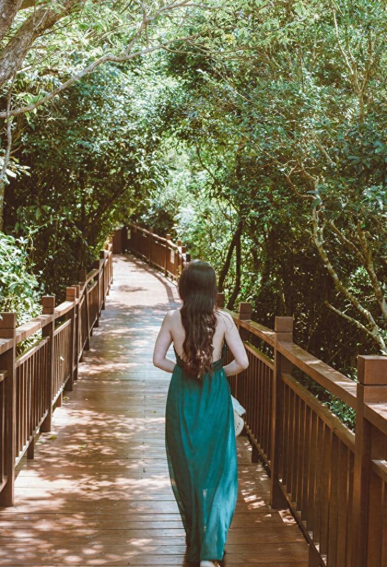 生活中，需要坚持的“好习惯”1、每天换*裤内**。2...