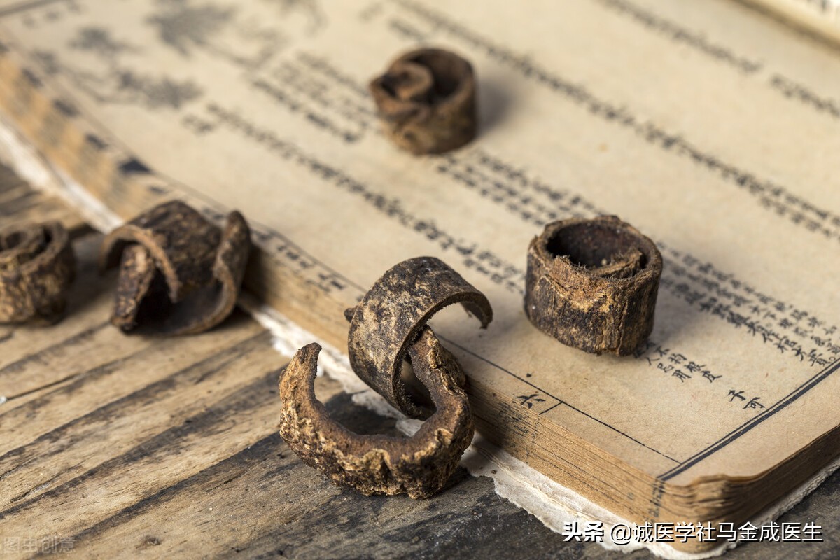 咽炎喉咙痰多该吃什么中药,慢性咽炎如何止咳化痰