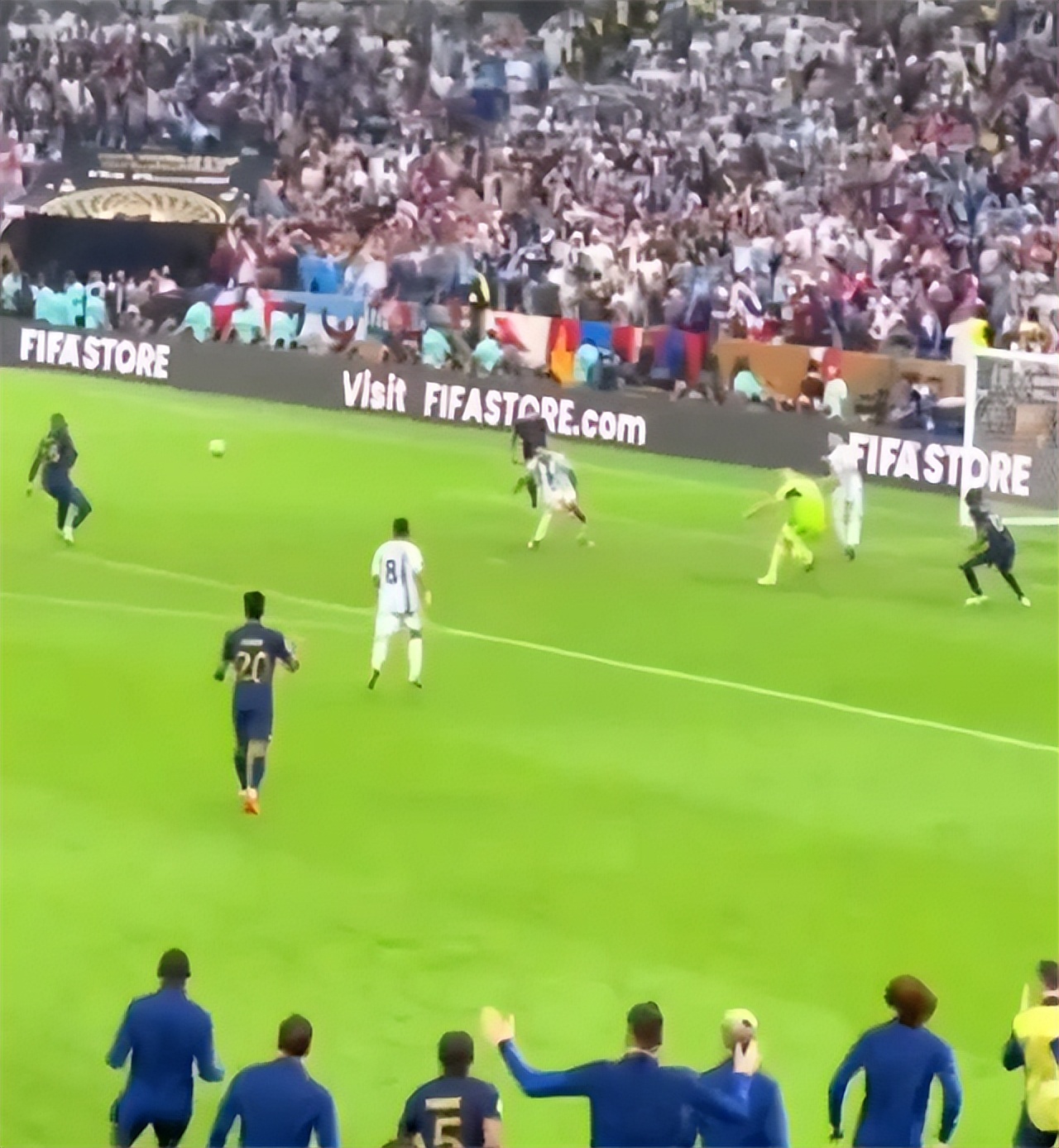 梅西点球未进球迷鼓励,梅西世界杯加时赛进球视频