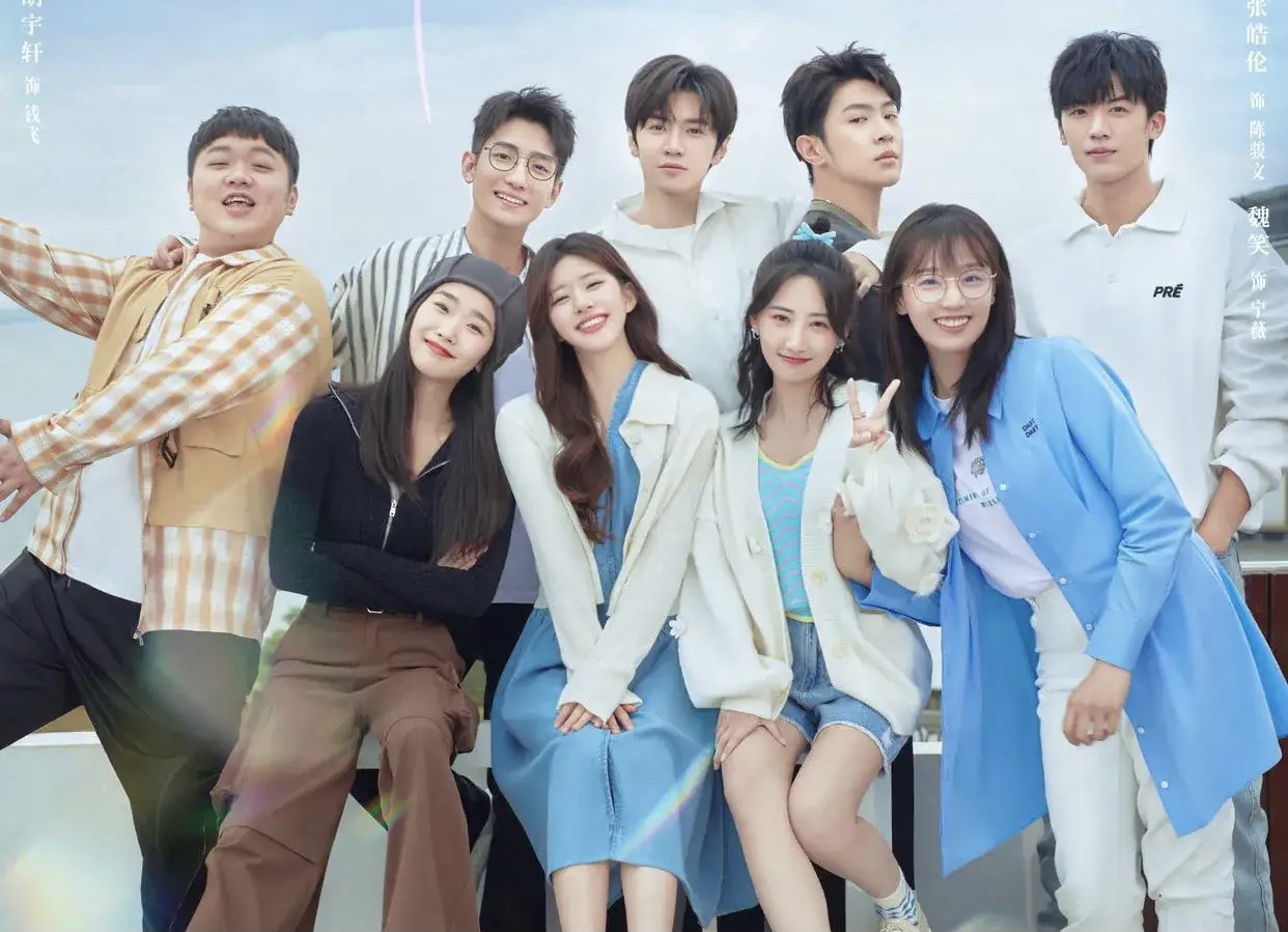 曾黎节目谈赵露思,曾黎和赵露思跳舞谁穿黑色衣服