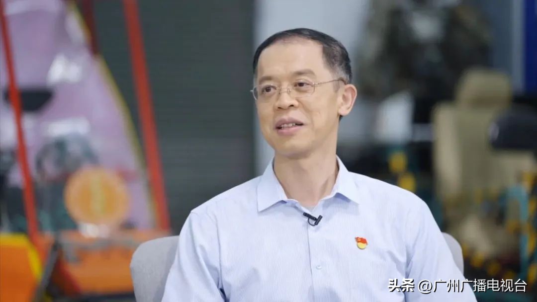 谈校有鸿儒,谈笑有鸿儒节目