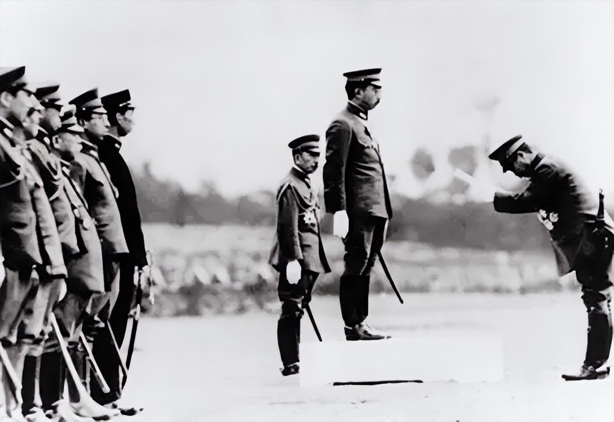 谁出席了日本裕仁天皇的葬礼,日本裕仁天皇去世各国的反应