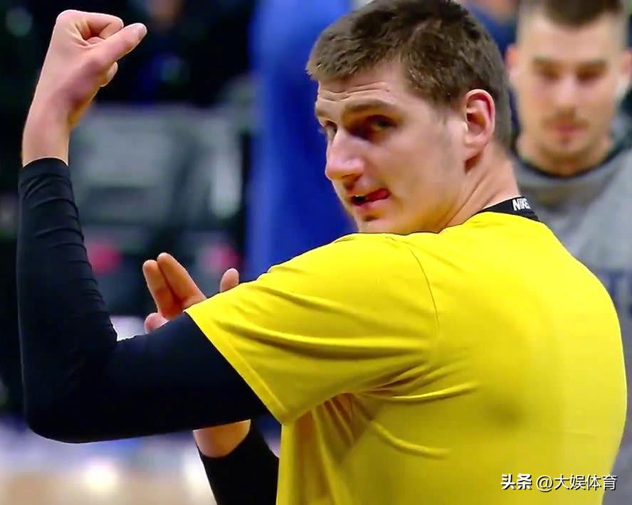 中锋和侧锋各自的好处,脚步最出色的五大中锋