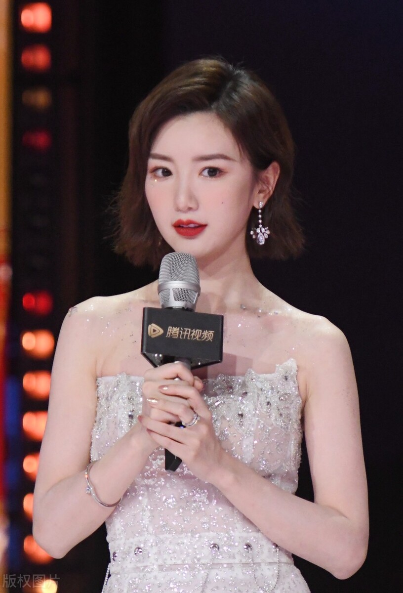 特别想知道男人爱一个女人,很想知道男生真心喜欢一个人