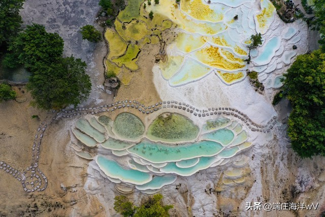 到云南昆明旅游必去的景点有哪些,云南香格里拉旅游攻略必去景点