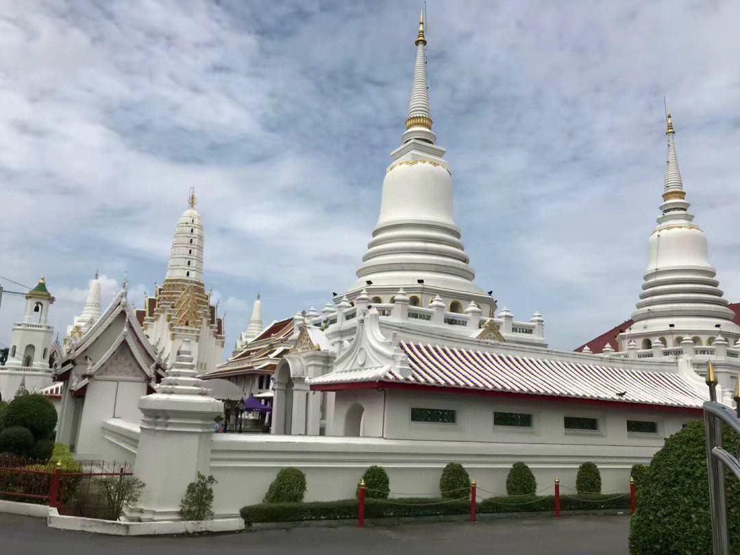 去泰国不能带上飞机的物品,泰国机场免税店必买物品清单