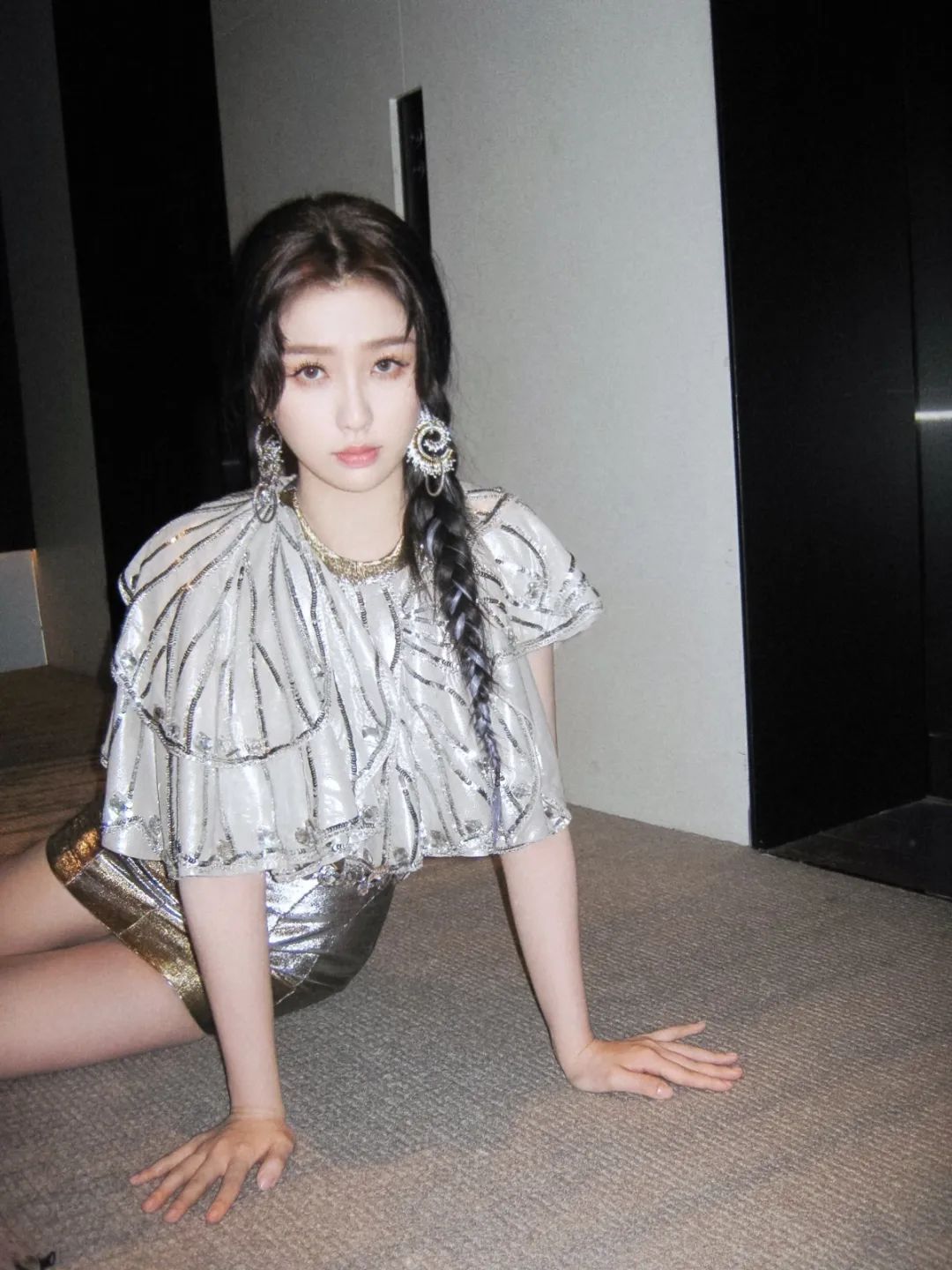 女生为了变美到底有多假动漫版,女生为了变美做整容手术