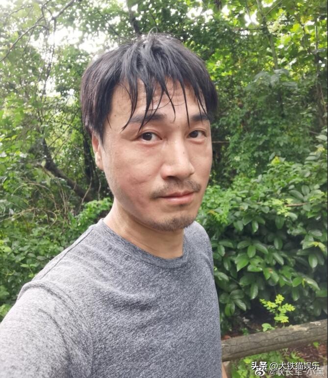 《雪豹》12年后男主凉了,女主退圈当霸总,“关系户”逆袭成顶流