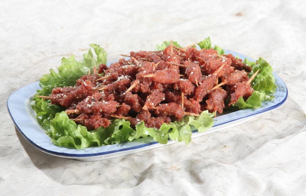 孜然羊肉炒洋葱怎么做好吃,孜然羊肉用什么部位的肉好吃