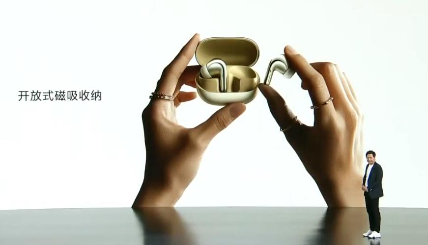 雷军刘强东小米mix2,雷军小米发布会mix