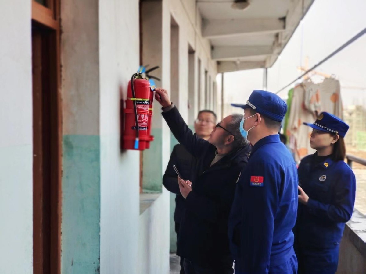 学校消防安全专项整治会议通知,十堰消防检查视频