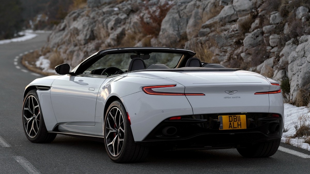 奔驰敞篷跑车所有车型,比亚迪跑车敞篷多少钱