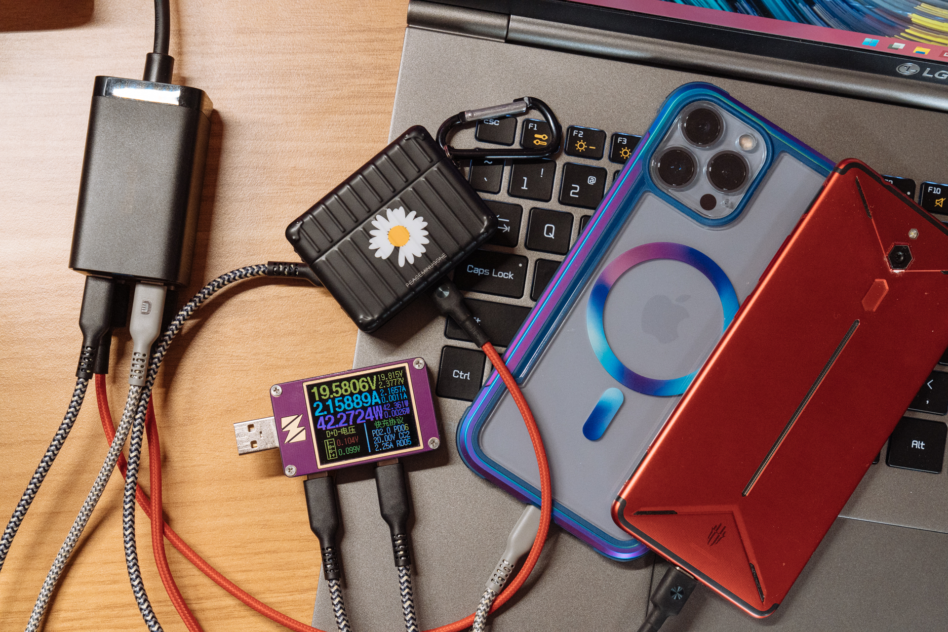 倍思100w氮化镓桌面充电器测评,倍思65w和120w氮化镓充电器评测