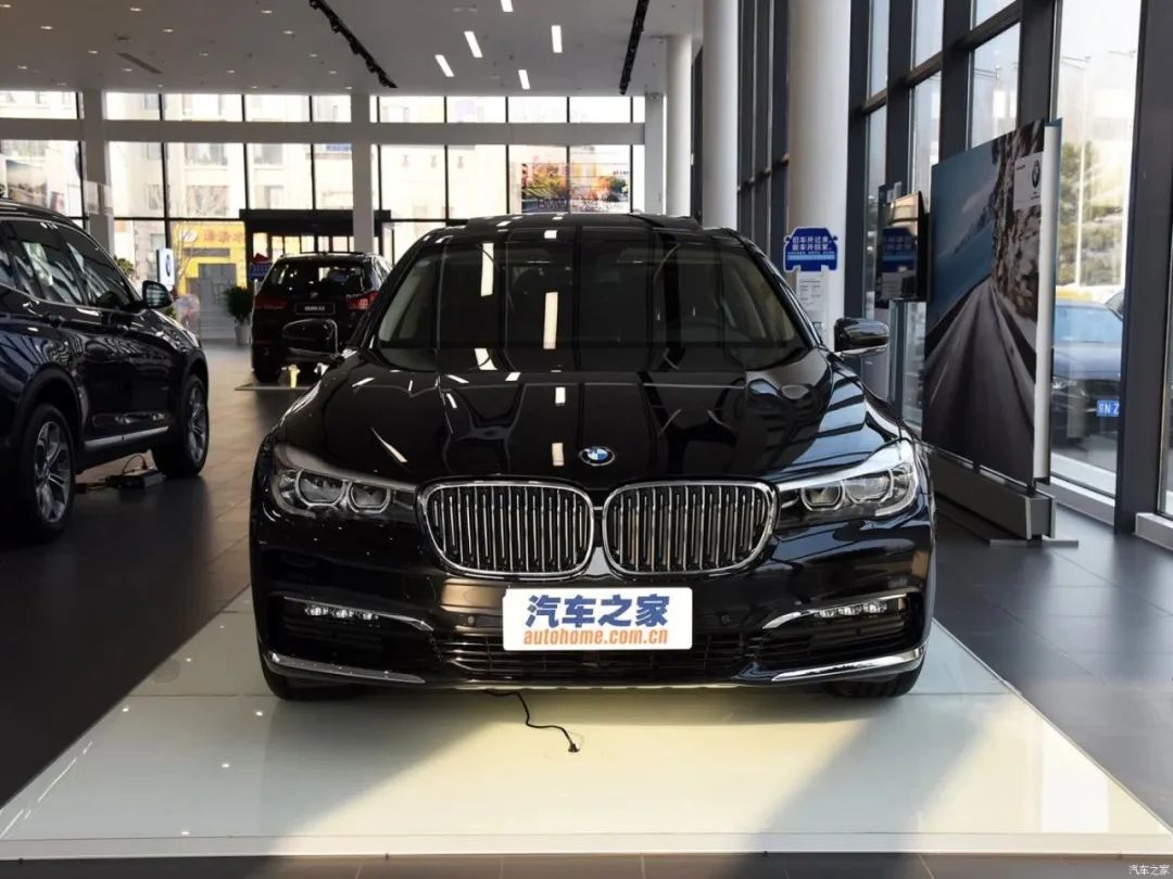 2014款宝马528li领先型二手车报价,2015年宝马320li二手车要多少钱