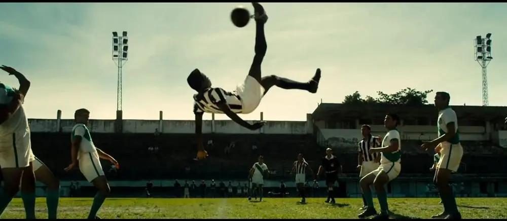 足球真正的奇迹贝利,贝利任加球帝完整版