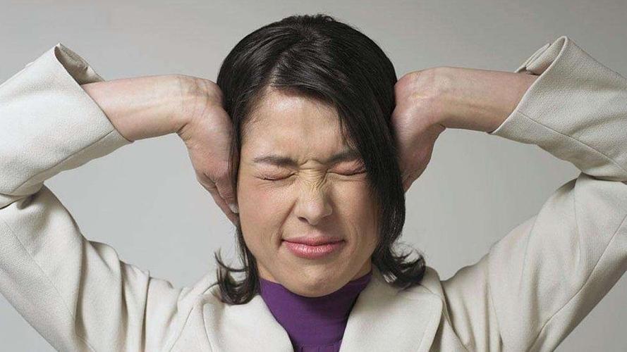 耳聋耳鸣怎么办只需一招给你缓解,小孩感冒引起的耳鸣怎么快速缓解