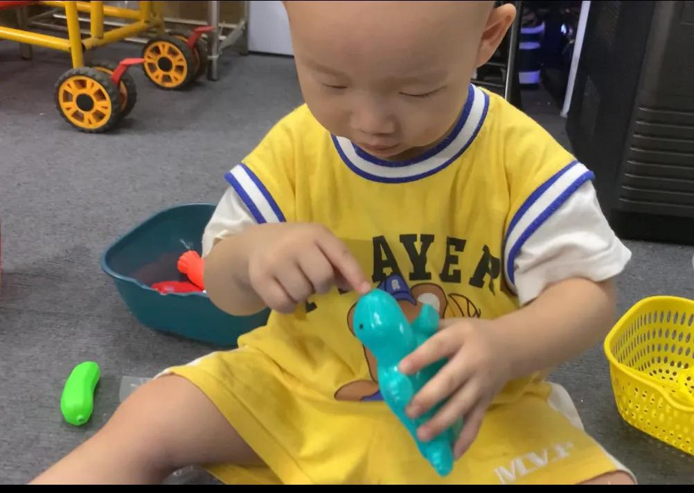 两岁女孩适合什么玩具,什么玩具更适合孩子