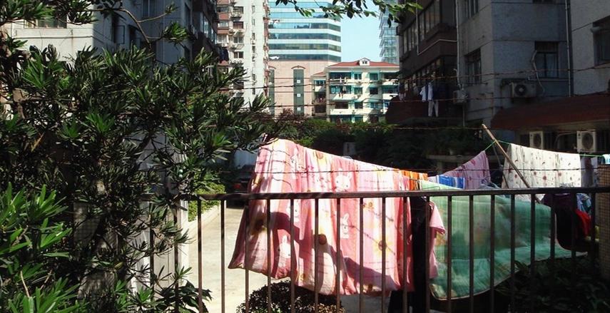 男人睡的被子有异味怎样才能去除,被子盖久了有异味教你一招除异味