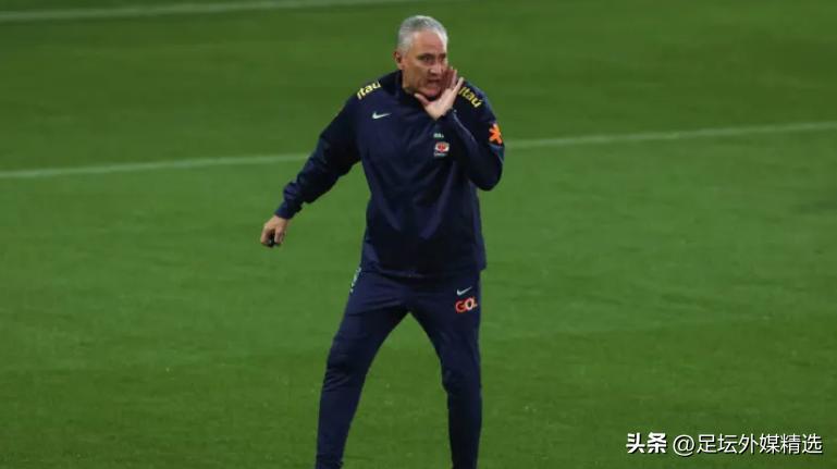 足坛十大教练年薪,足坛主帅年薪排名