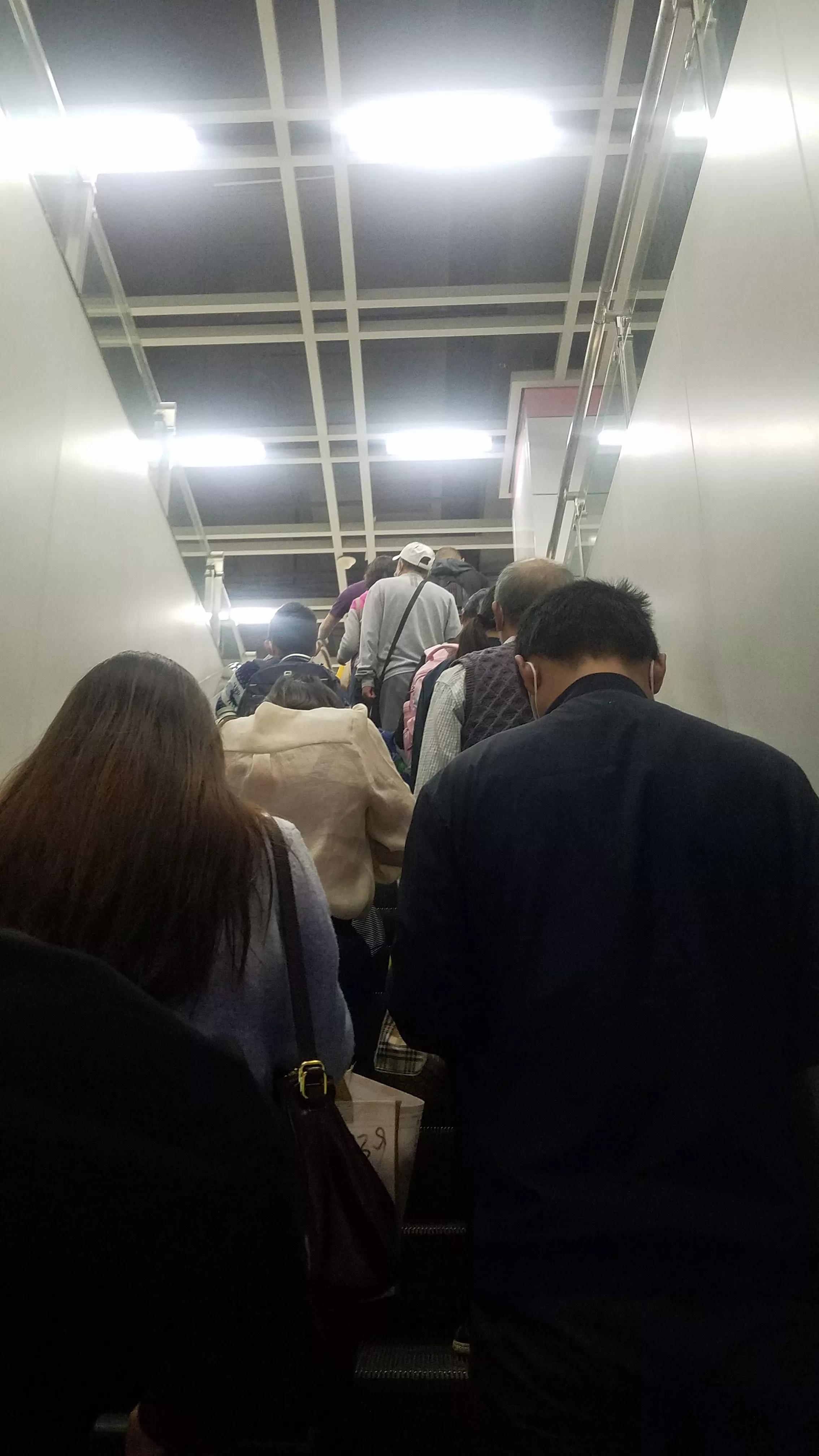 武昌火车站到汉口火车站多远,武昌火车站到汉口火车站的公交