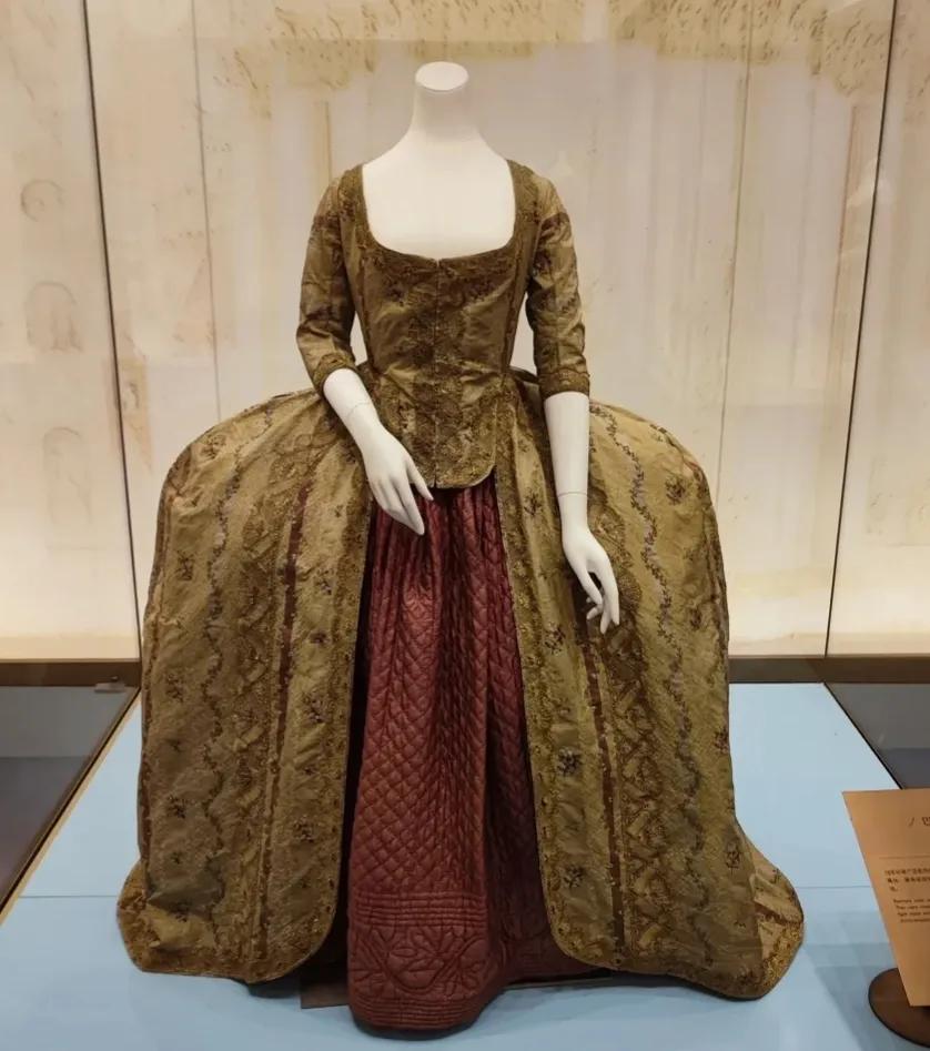 中国丝绸博物馆和中国之江博物馆,博物馆中国的服装