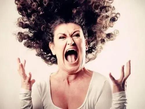 月经脾气暴躁要怎么控制,经期暴躁吃什么药