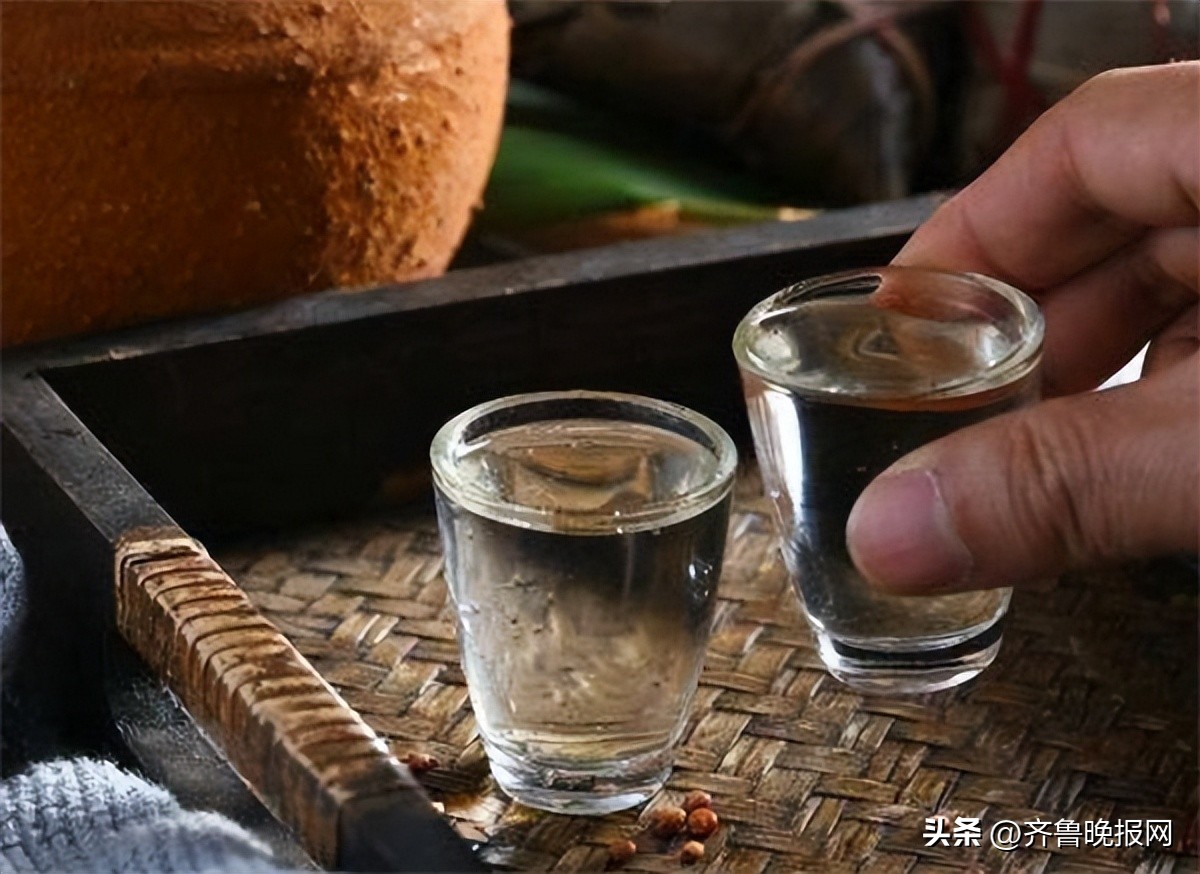 优质白酒的三个口感标准你清楚吗,因包装被嫌弃的8种白酒