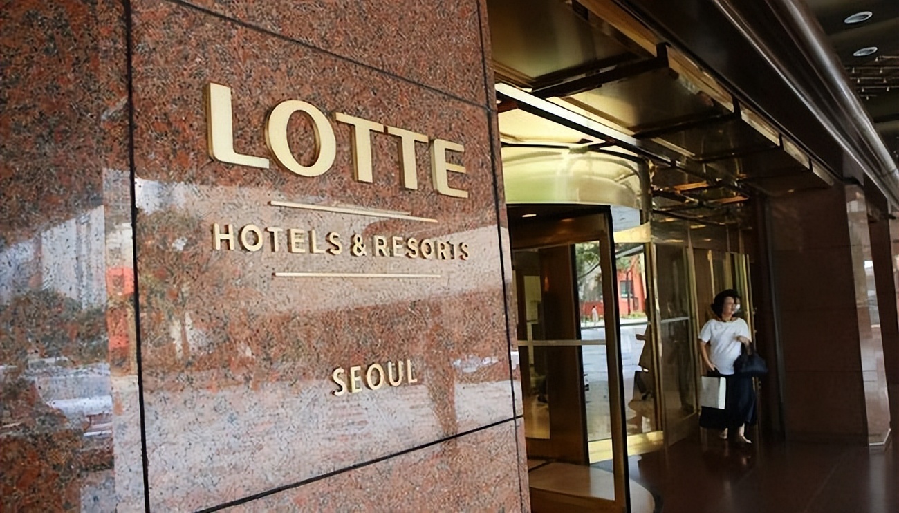 韩国财阀有多荒唐？靠入赘日本赚千亿，89岁还玩弄女星95岁终入狱