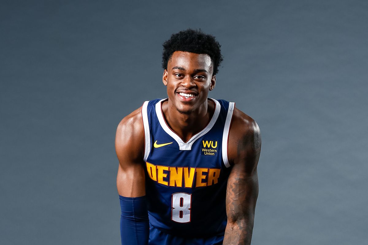 湖人队史的中锋有谁,球员传记詹姆斯